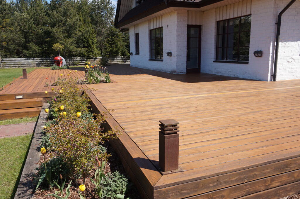 terrassi õlitamine Tallinnas ja terrassi lihvimine tallinnas